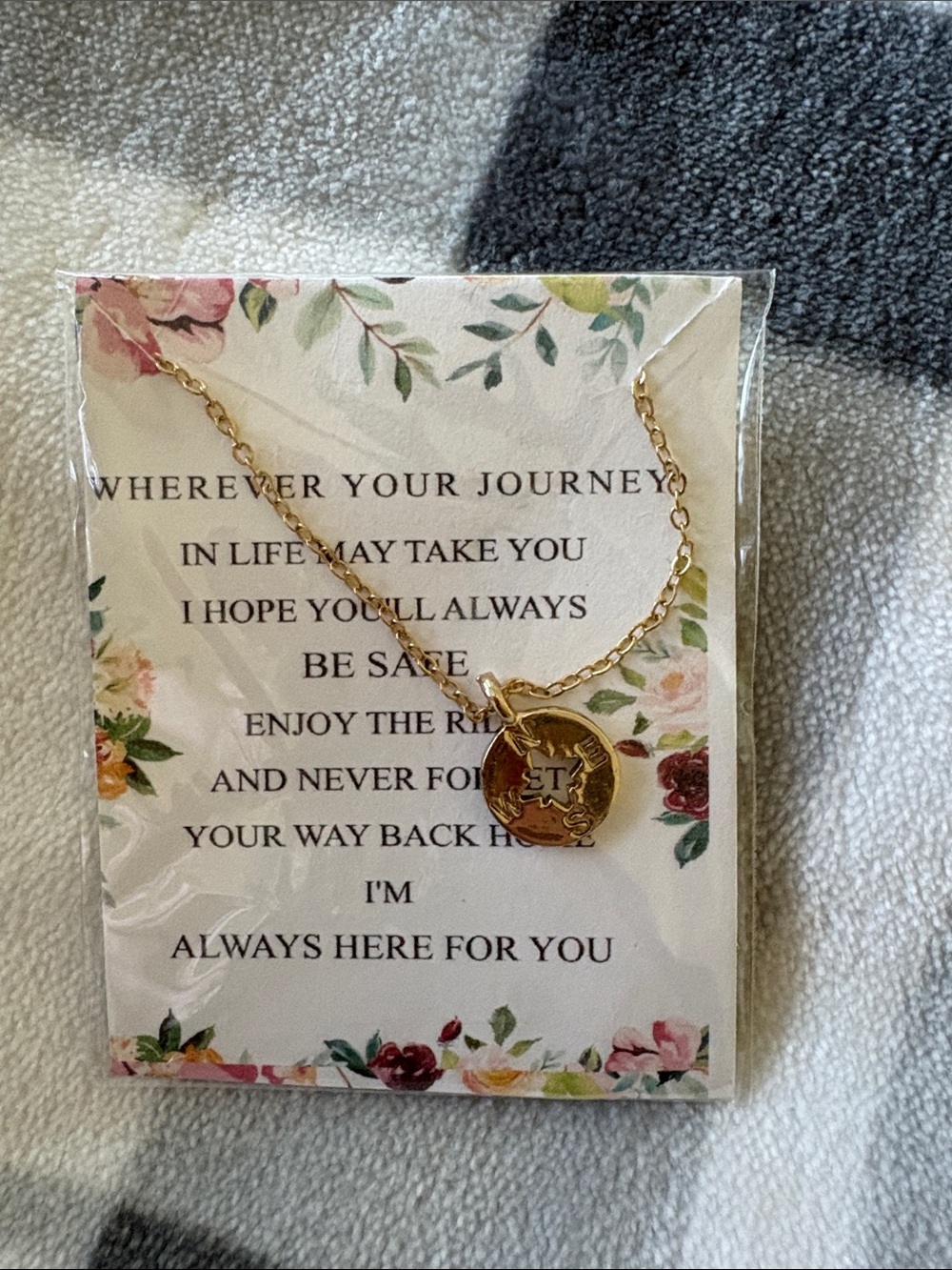Gold Initial 'T' Pendant Necklace - Inspirational Card